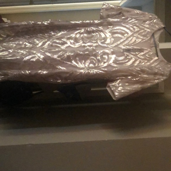 Dress - Picture 2 of 3